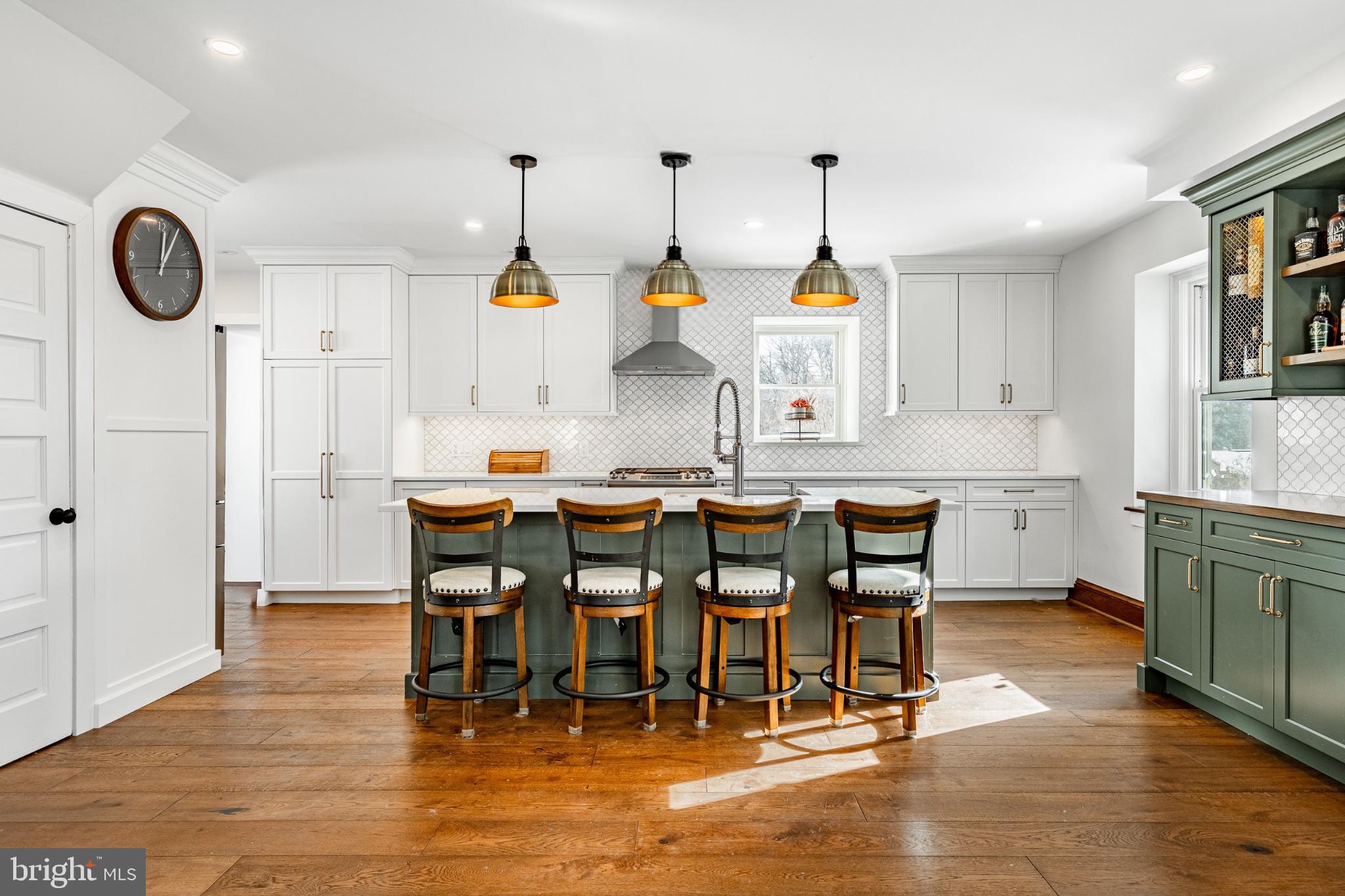 29 Leopard Road Berwyn, PA 19312 - Photo 3 of 38 Stunning updated kitchen