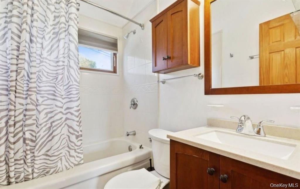 127 Inlet Road Hampton Bays, NY 11946 - Photo 26 of 26