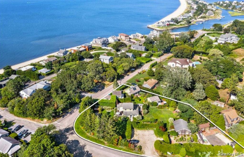 127 Inlet Road Hampton Bays, NY 11946 - Photo 3 of 26