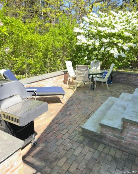127 Inlet Road Hampton Bays, NY 11946 - Photo 8 of 26