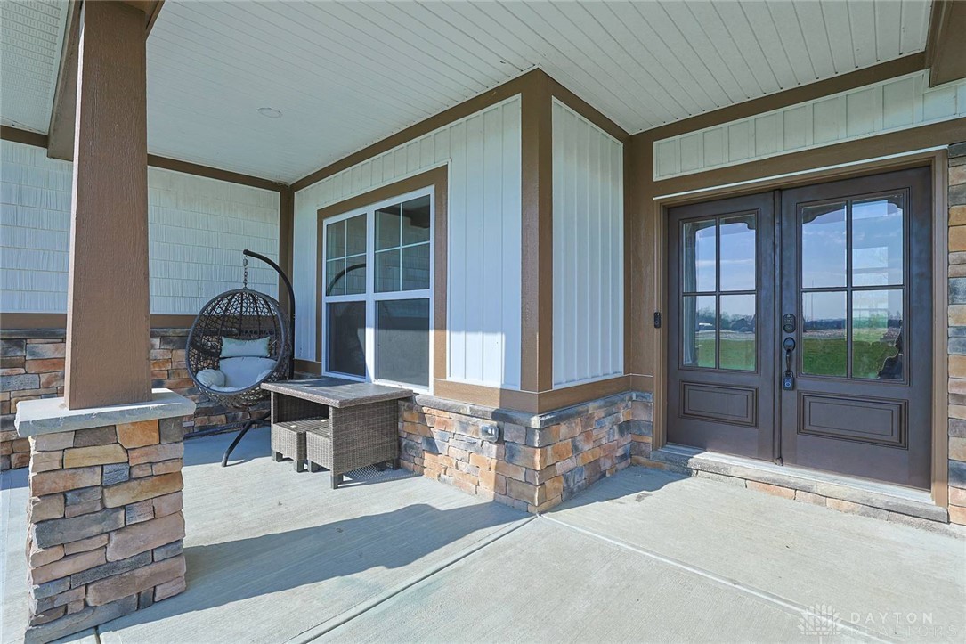 6853 Zerkle Road Springfield, OH 45502 - Photo 3 of 64