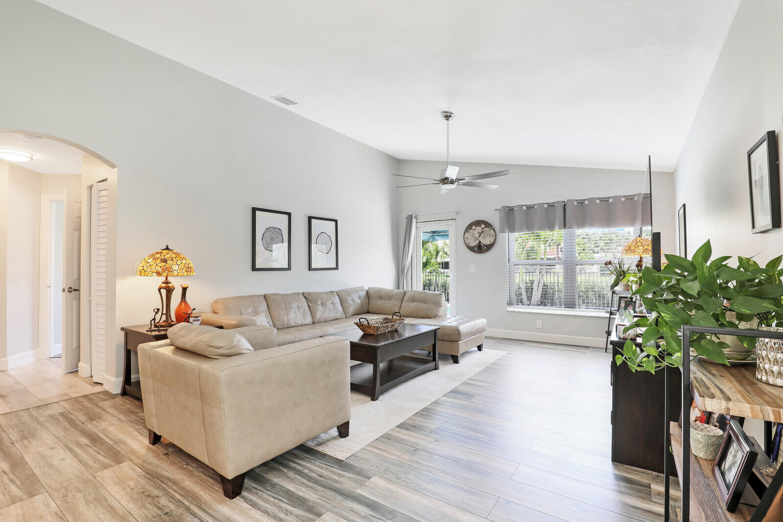 1147 Rialto Drive Boynton Beach, FL 33436 - Photo 14 of 48 14_Image_14_mls