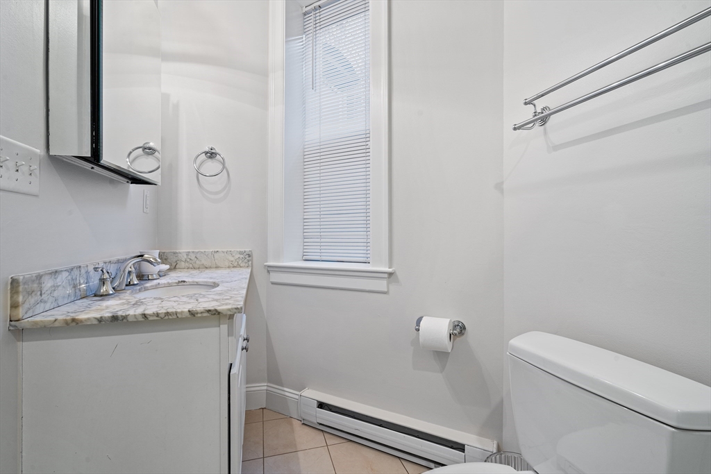 15 Garrison Street, Unit 8 Boston, MA 02116 - Photo 6 of 9