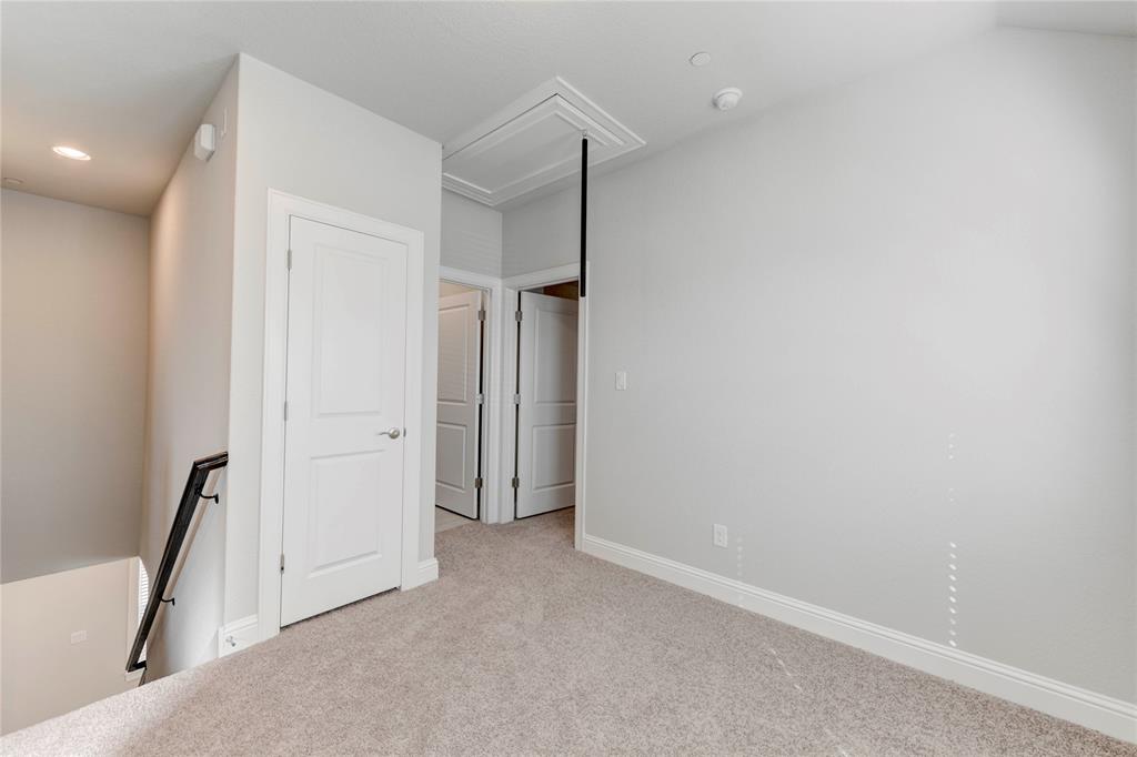 2605 Sam Bass Road, Unit 91 Round Rock, TX 78681 - Photo 20 of 32 a view of an empty room