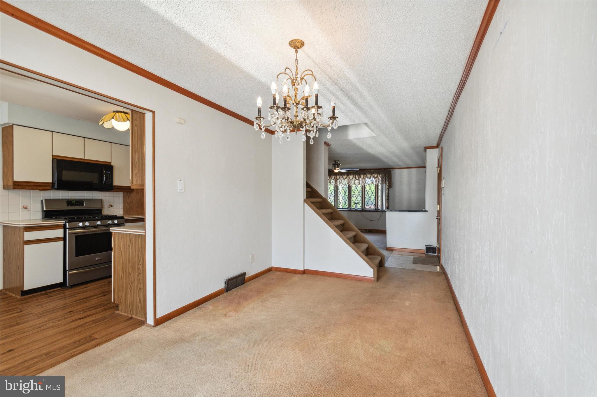 104 Hickory Hill Road Philadelphia, PA 19154 - Photo 13 of 25