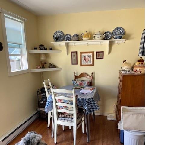 95 Arbor Road Villas, NJ 08251 - Photo 8 of 10 a dining room with furniture and window