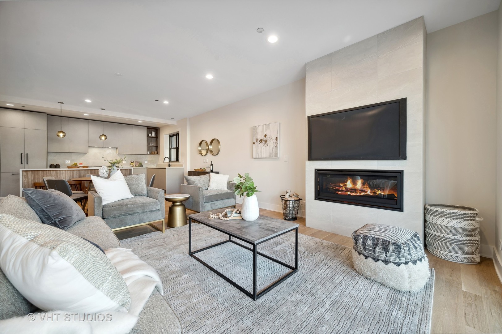 4537 North Clark Street, Unit 2D Chicago, IL 60640 - Photo 6 of 27 a living room with furniture and a fireplace
