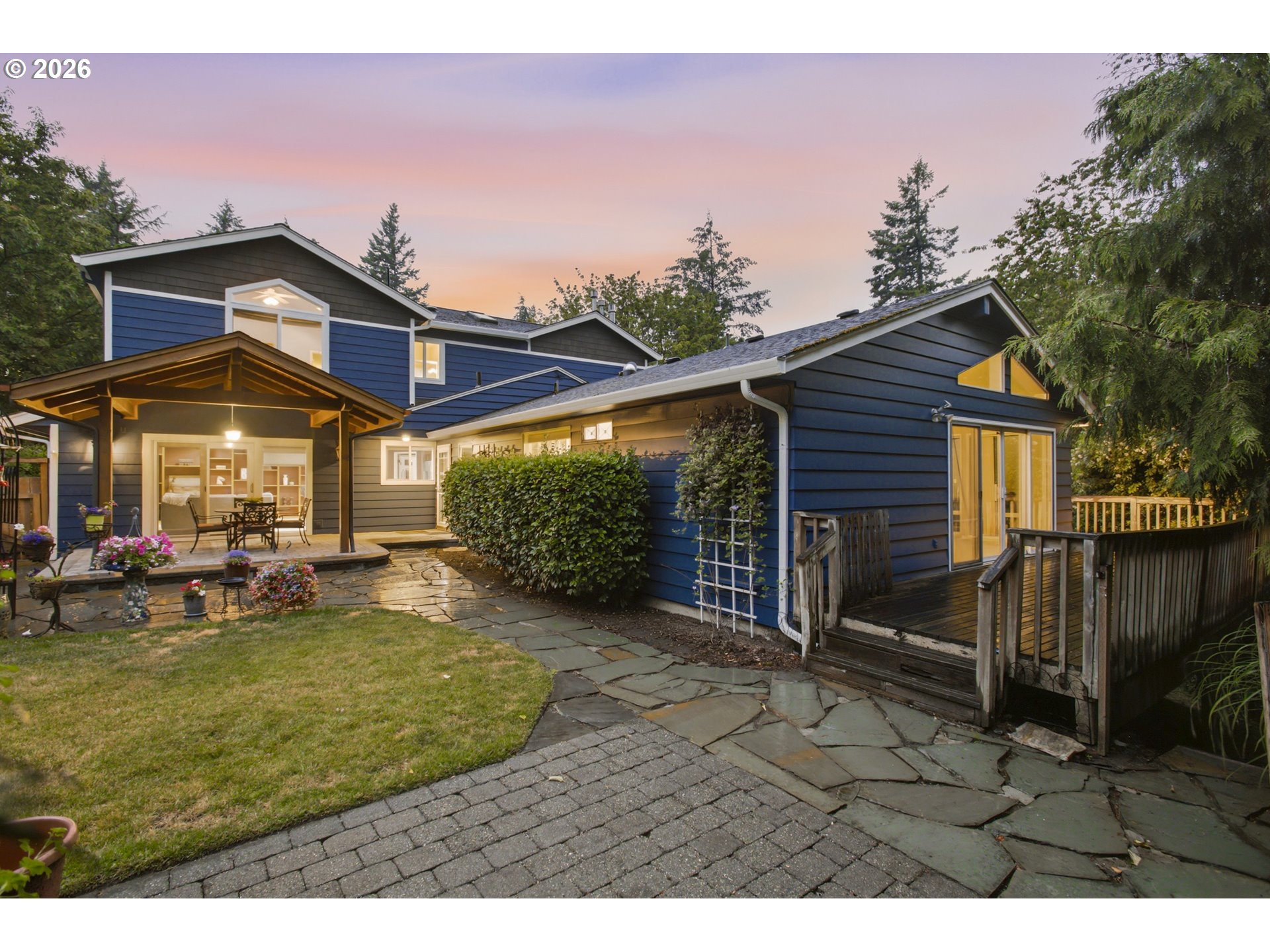 12208 Southwest 34th Avenue Portland, OR 97219 - Photo 43 of 47