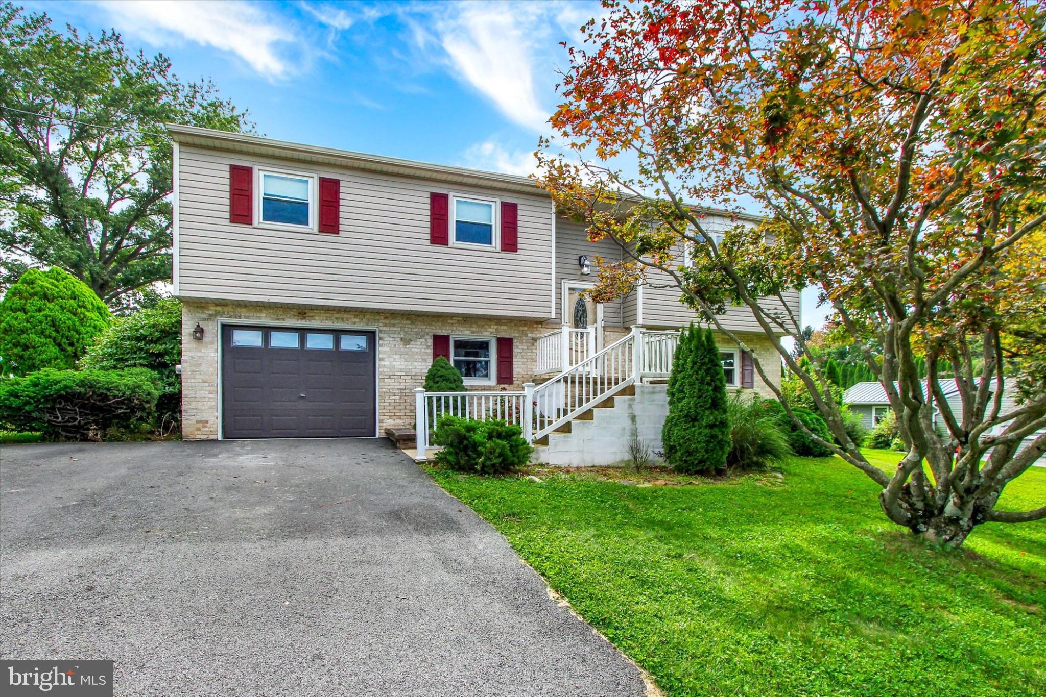 1127 Canadochly Road York, PA 17406 - Photo 1 of 28 Gallery Image 1