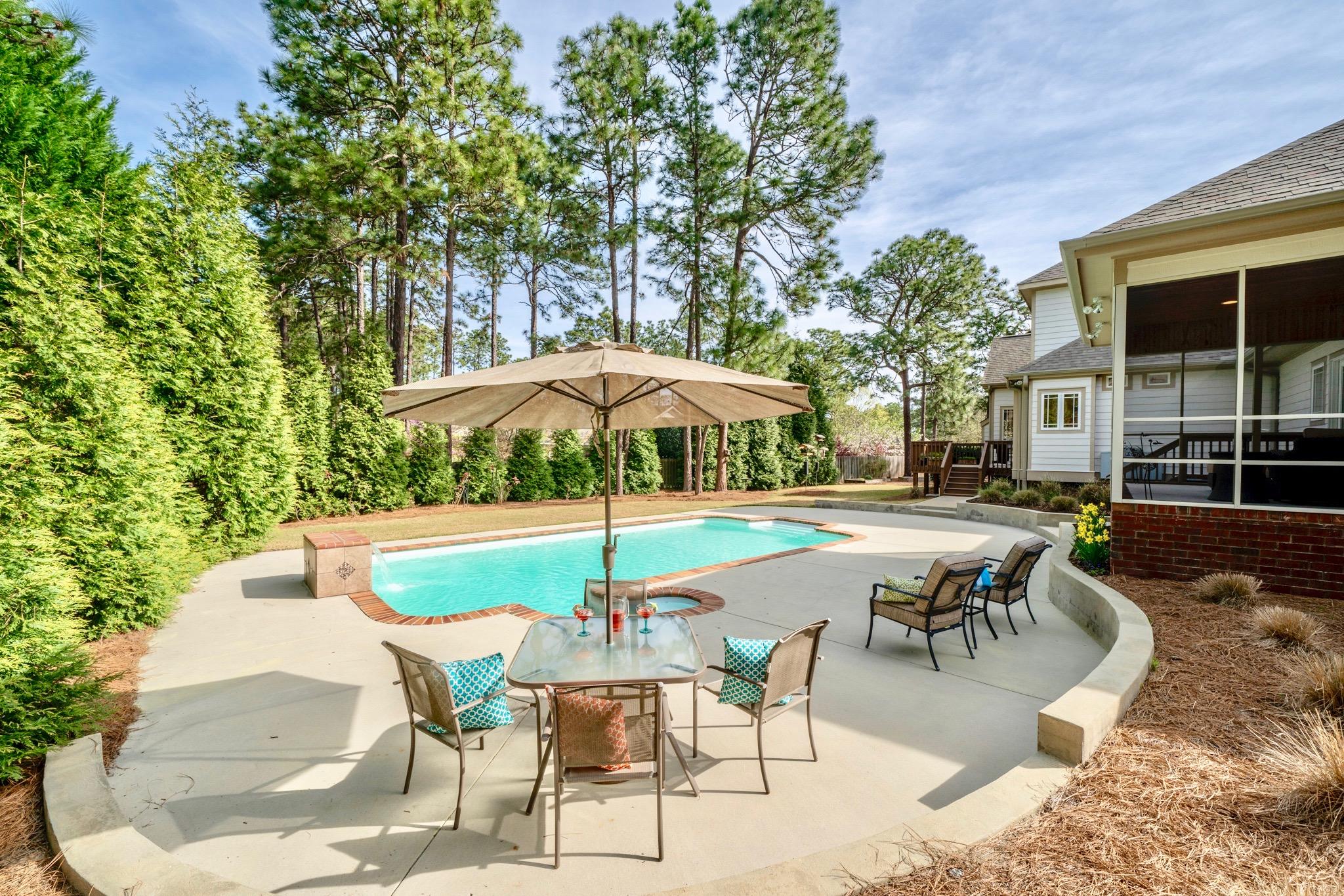 560 Grove Road Southern Pines, NC 28387 - Photo 40 of 52 Seating Area
