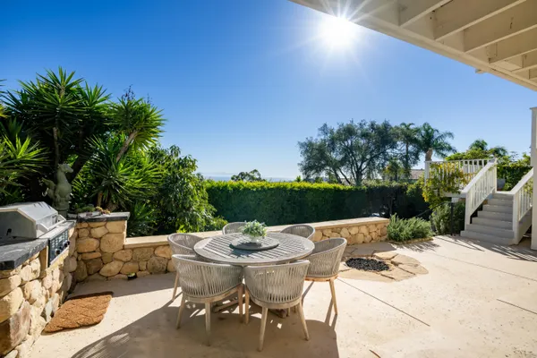 $3,150,000 | 624 Las Alturas Road, Santa Barbara, CA 93103