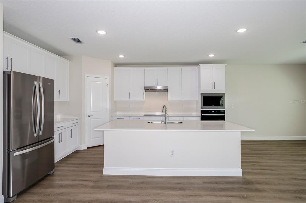 9859 Govreau Road Wesley Chapel, FL 33545 - Photo 10 of 27
