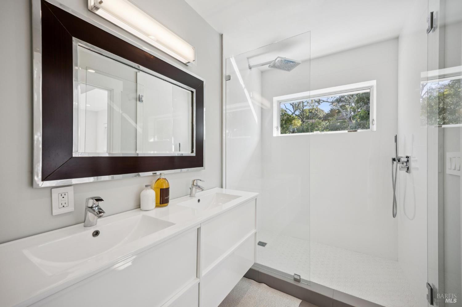 282 Riviera Drive San Rafael, CA 94901 - Photo 35 of 70