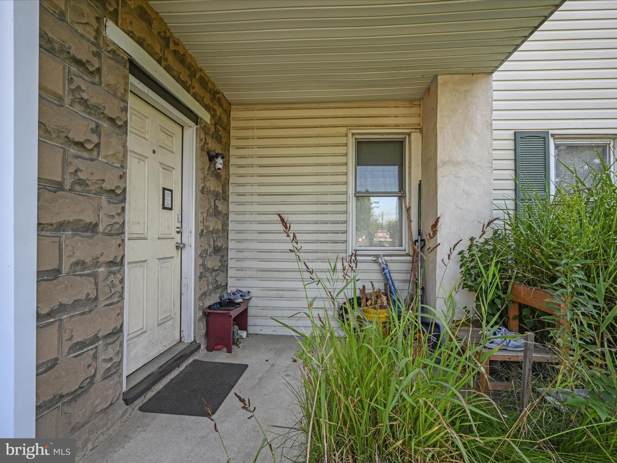 1939 Long Run Road Schuylkill Haven, PA 17972 - Photo 3 of 48 Front Porch