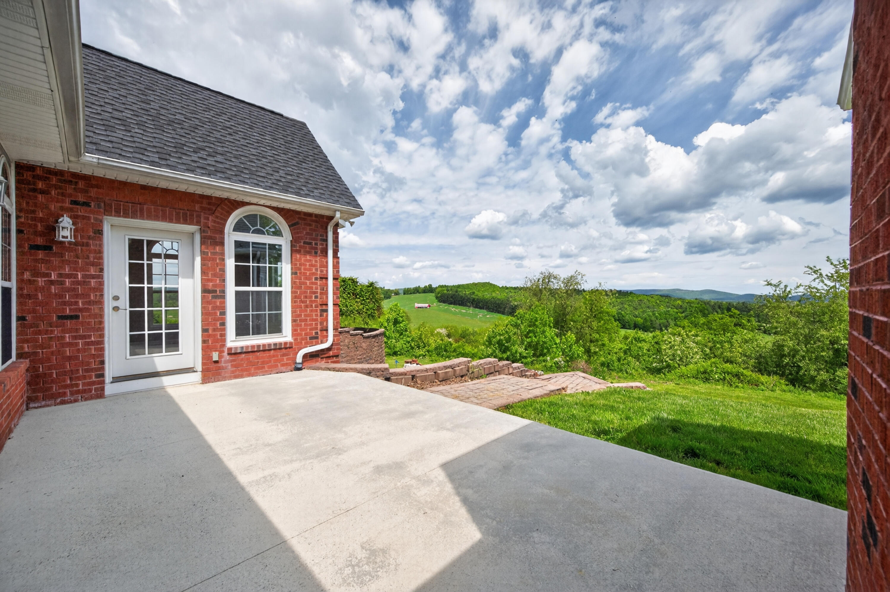 217 Indian Valley Road Willis, VA 24380 - Photo 13 of 120 willis-113