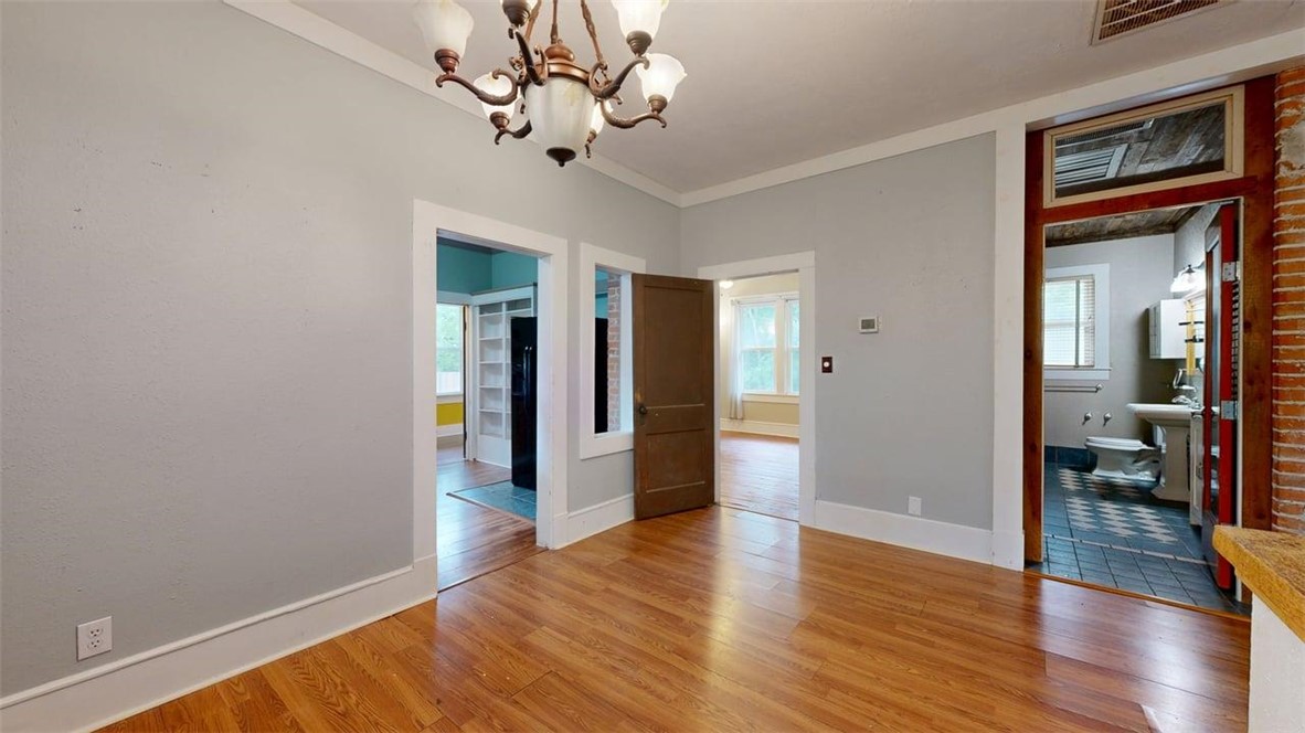 307 Brogden Street Bryan, TX 77803 - Photo 6 of 28