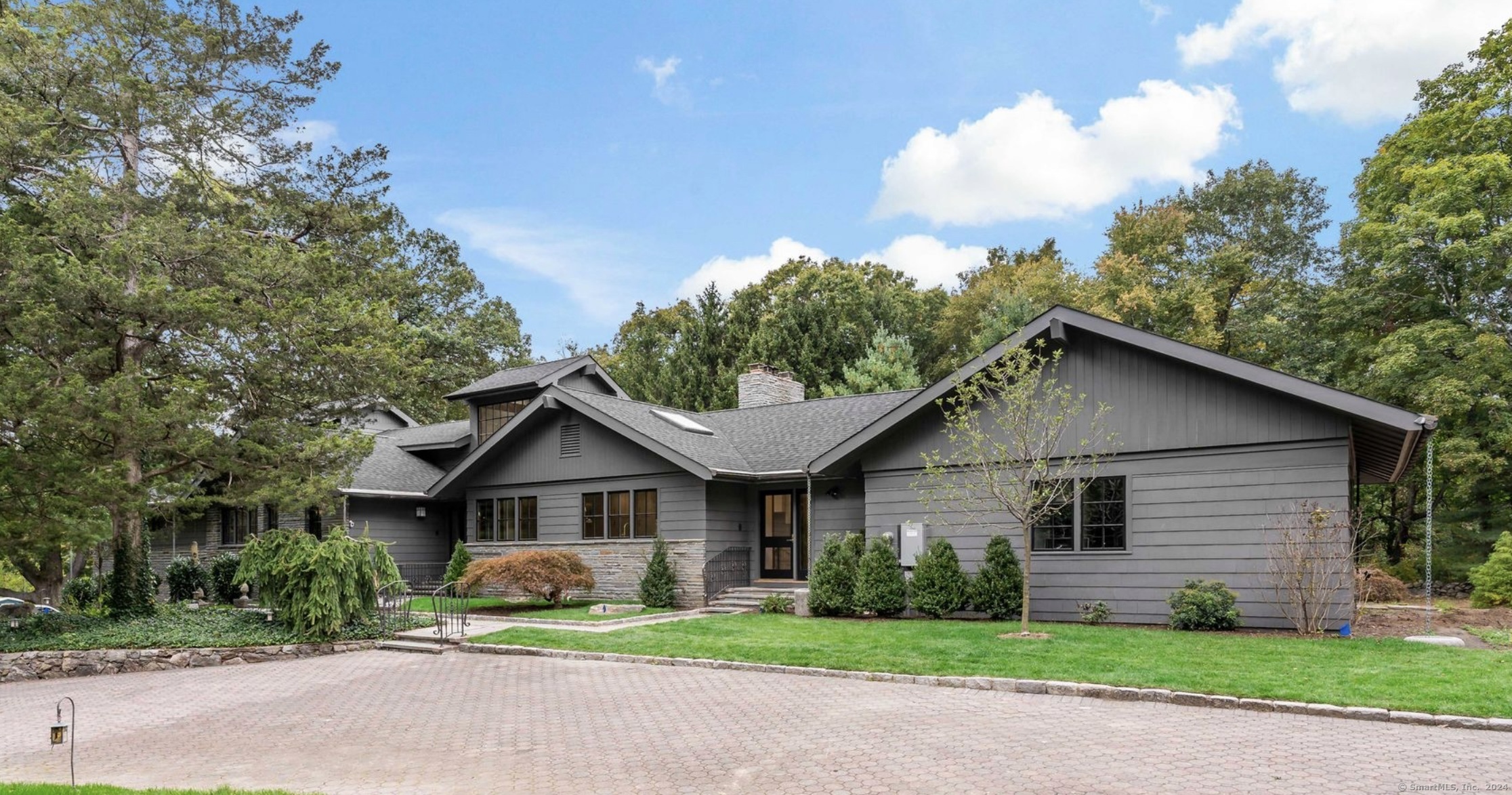 6 Singing Woods Road Norwalk, CT 06850 - Photo 1 of 1 Gallery Image 1