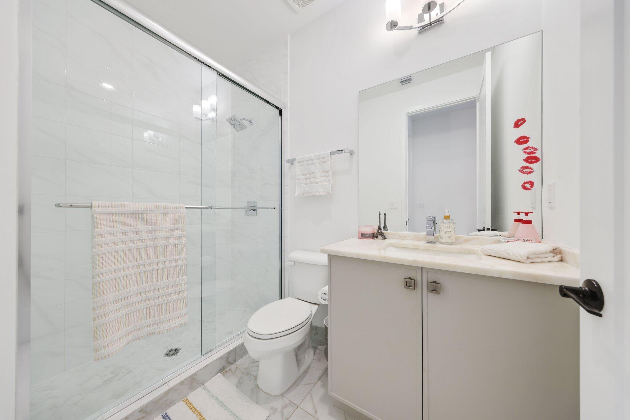 8116 Laurel Falls Drive Boca Raton, FL 33496 - Photo 39 of 74 Bedroom #4 Bathroom