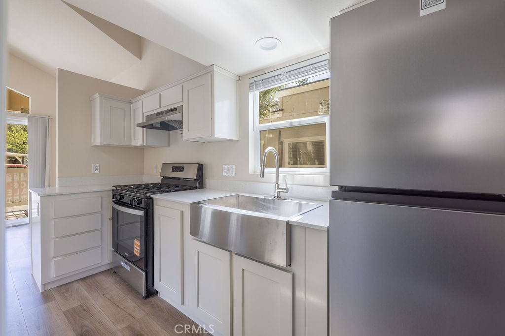 547 Alden Road, Unit RV10 Big Bear Lake, CA 92315 - Photo 7 of 17