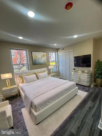 $1,900 | 459 High Street, Philadelphia, PA 19144
