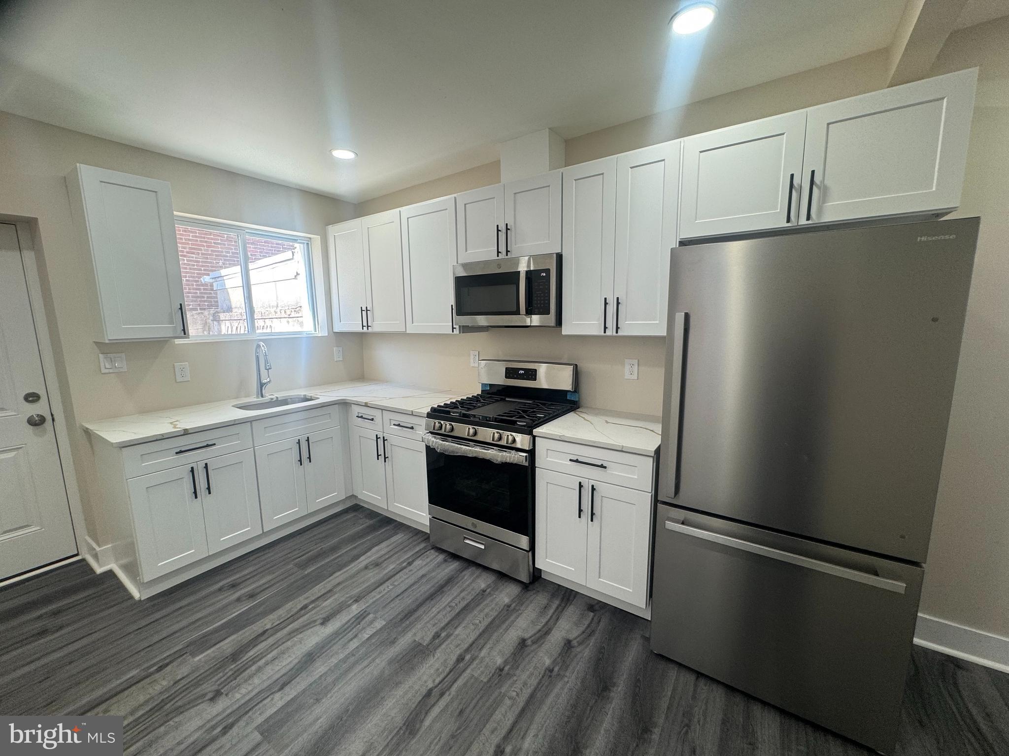 459 High Street Philadelphia, PA 19144 - Photo 7 of 14