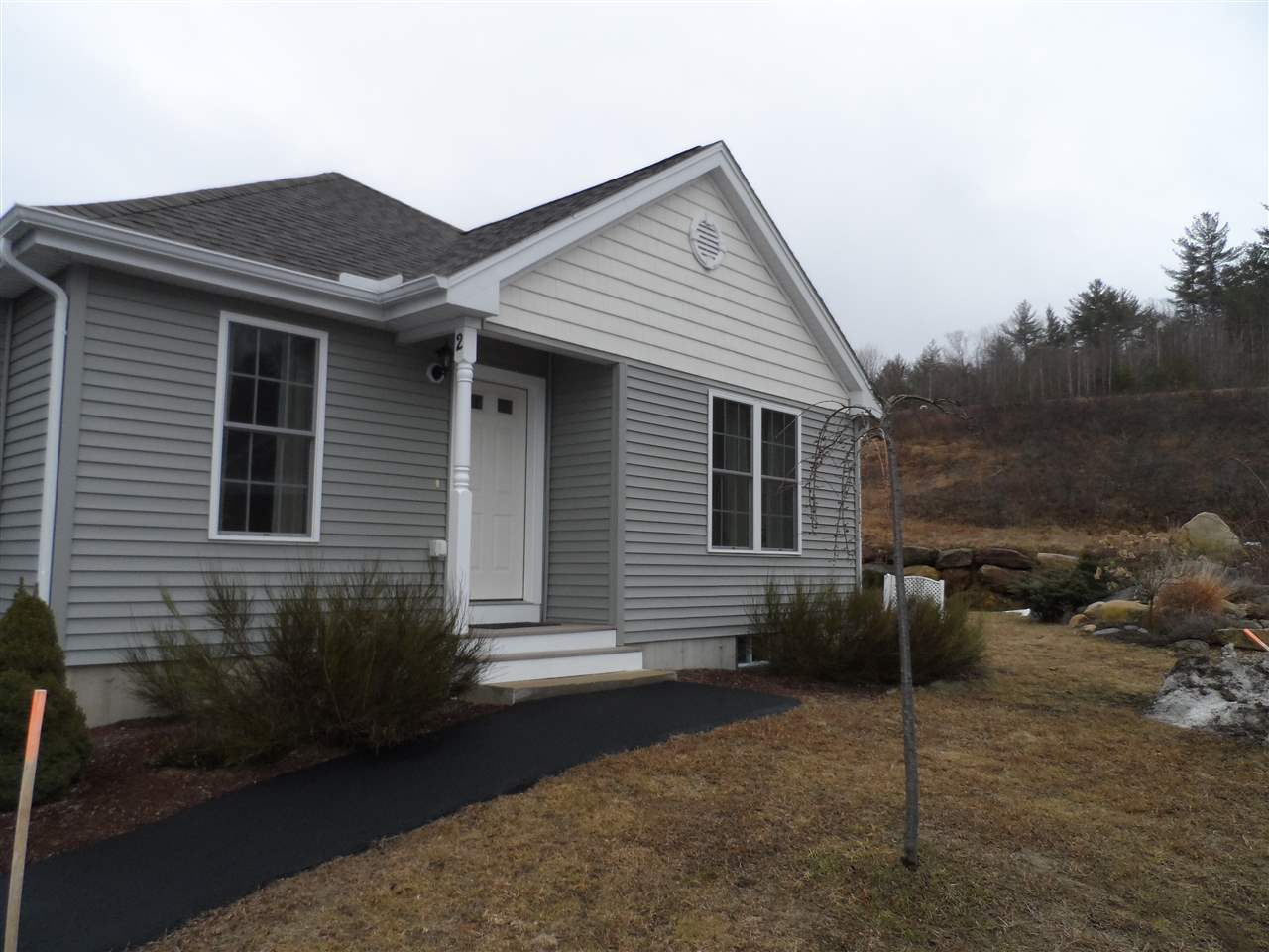 43 Black Hall Road, Unit H2 Epsom, NH 03234 - Photo 2 of 28 Gallery Image 2