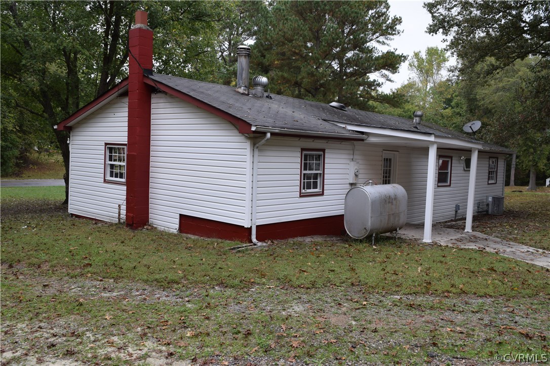 9103 Squirrel Level Road Petersburg, VA 23803 - Photo 11 of 22 Gallery Image 11