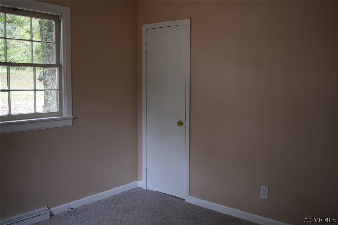 9103 Squirrel Level Road Petersburg, VA 23803 - Photo 6 of 22 Gallery Image 6