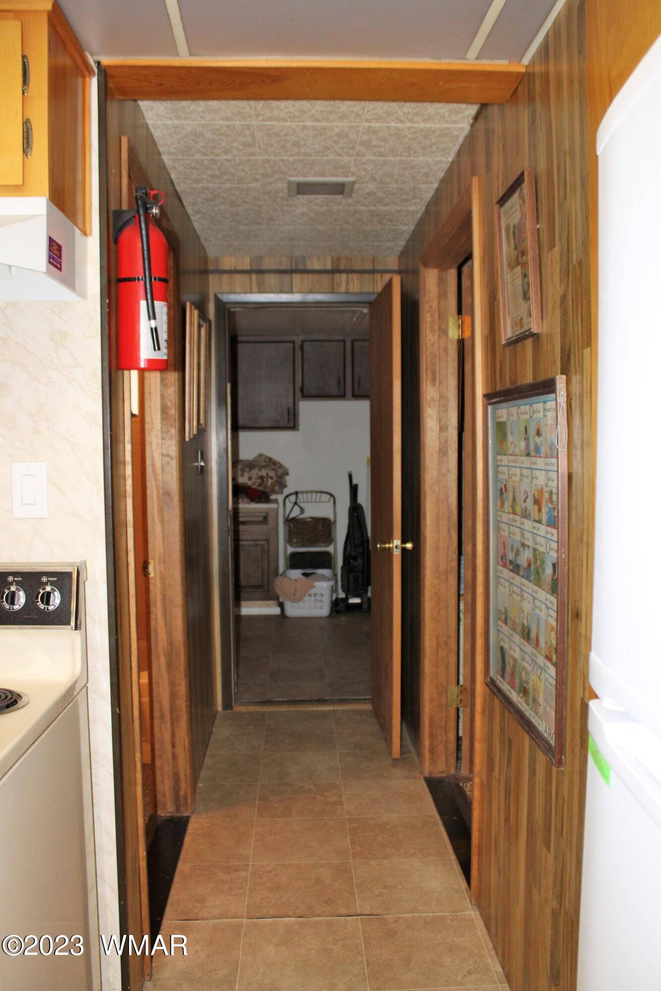 1820 East Rim Road Pinetop, AZ 85935 - Photo 18 of 35 Gallery Image 18