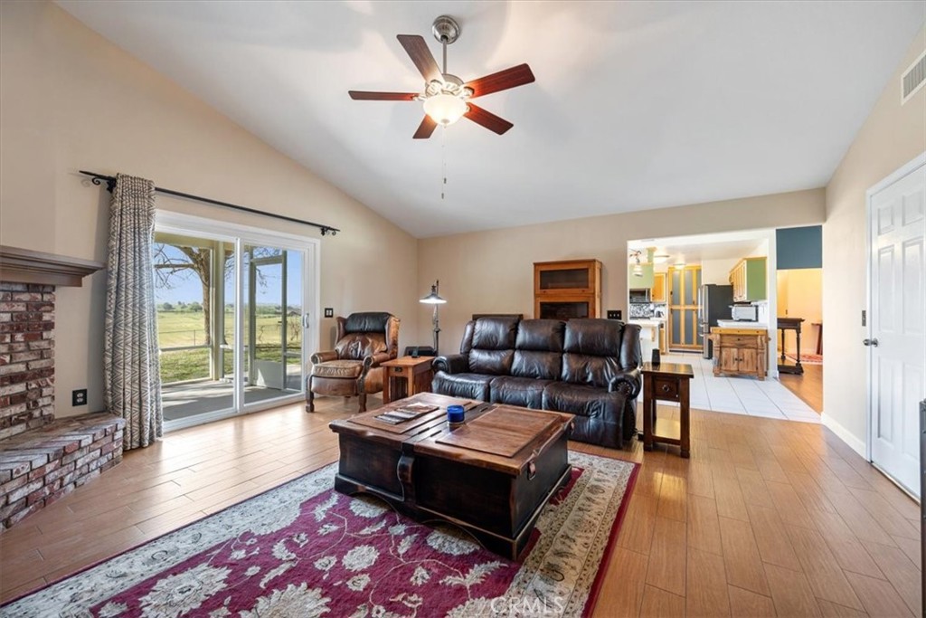 4385 Camp 8 Road Paso Robles, CA 93446 - Photo 12 of 32