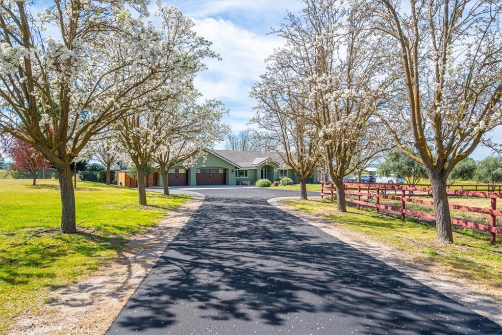 4385 Camp 8 Road Paso Robles, CA 93446 - Photo 3 of 32
