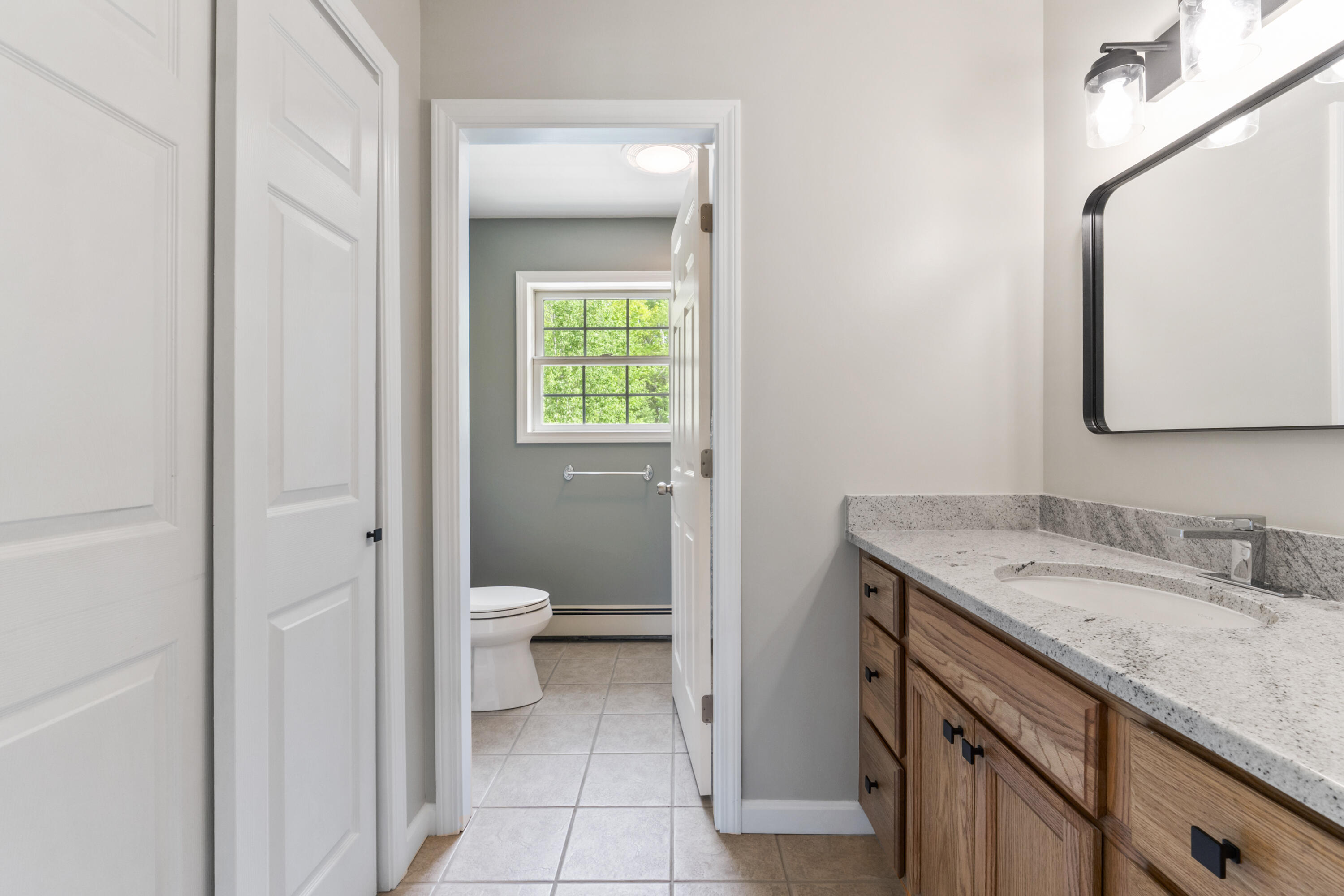 9 Tyrawley Road Farmingdale, ME 04344 - Photo 28 of 57 Second Floor Bath 2
