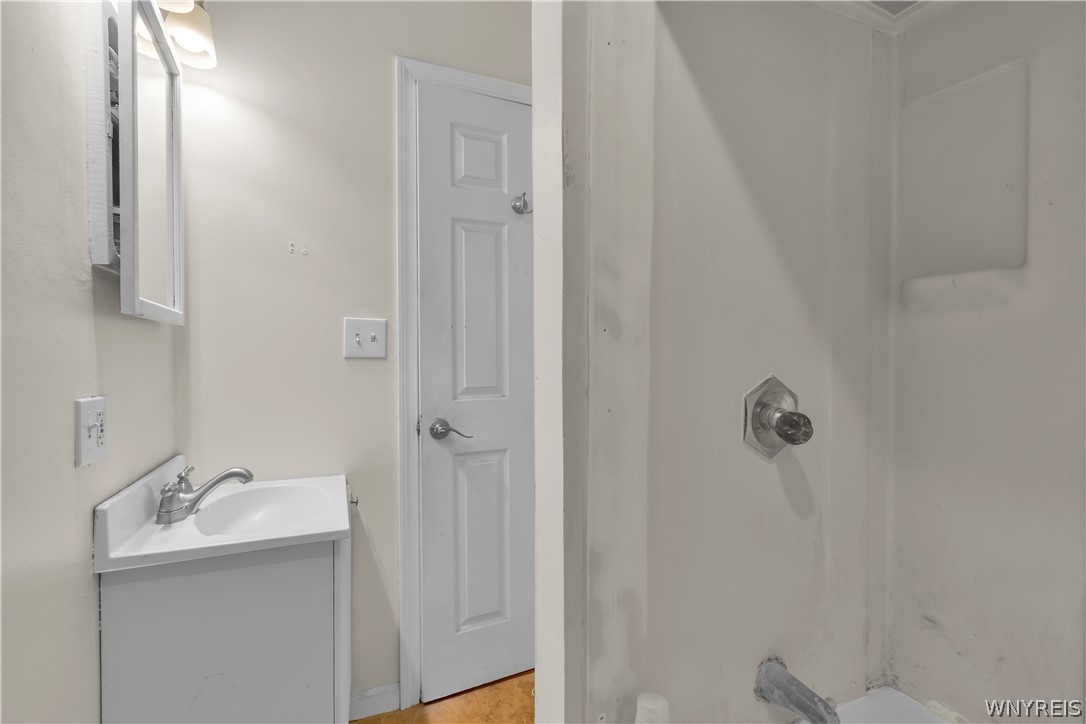3484 Murphy Road Newfane, NY 14108 - Photo 13 of 25