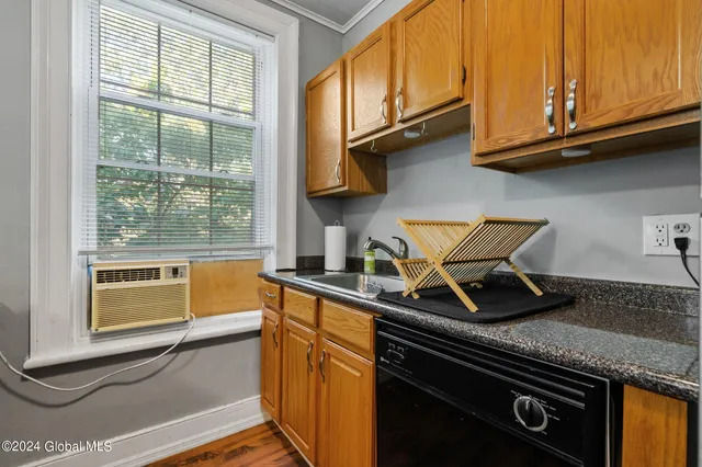 $650,000 | 4625 Amsterdam Road, Glenville, NY 12302