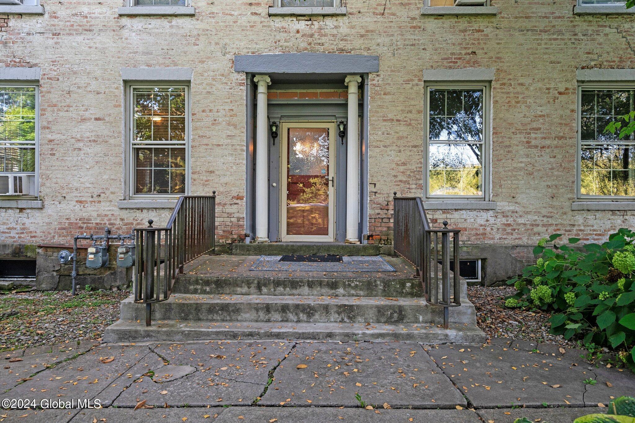 4625 Amsterdam Road Glenville, NY 12302 - Photo 4 of 98 3-web-or-mls-4625-amsterdam-rd