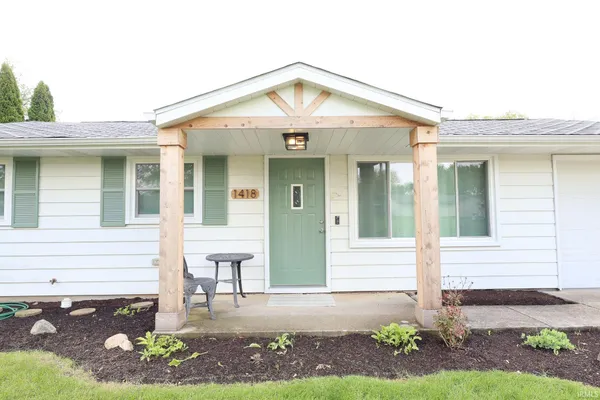 $215,900 | 1418 Deveron Drive, New Haven, IN 46774
