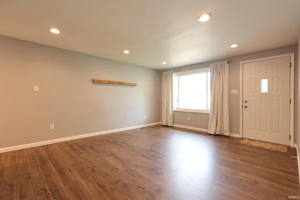 $215,900 | 1418 Deveron Drive, New Haven, IN 46774