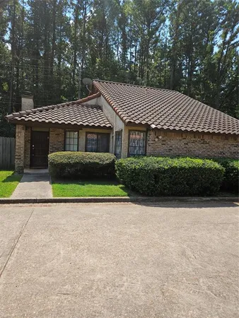 $95,000 | 5454 Financial Plaza, Unit 16B, Shreveport, LA 71129