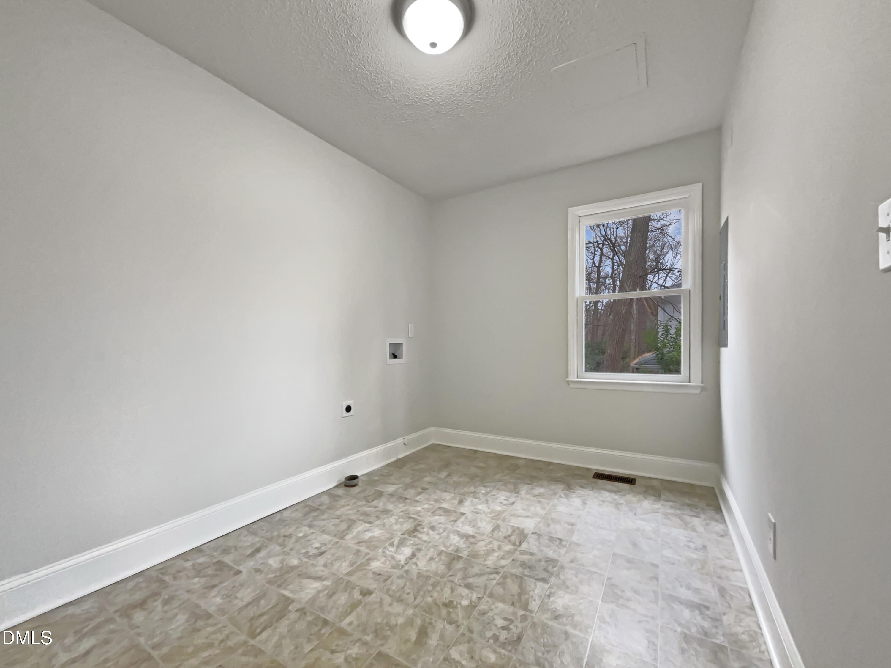 4601 Pemberton Drive Raleigh, NC 27609 - Photo 12 of 22 photo_12