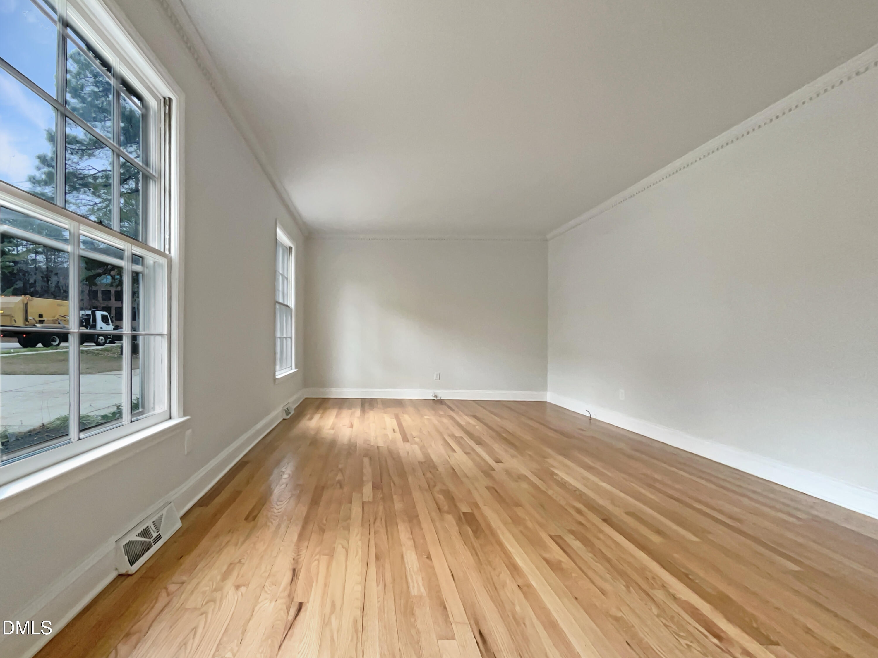 4601 Pemberton Drive Raleigh, NC 27609 - Photo 8 of 22 photo_08