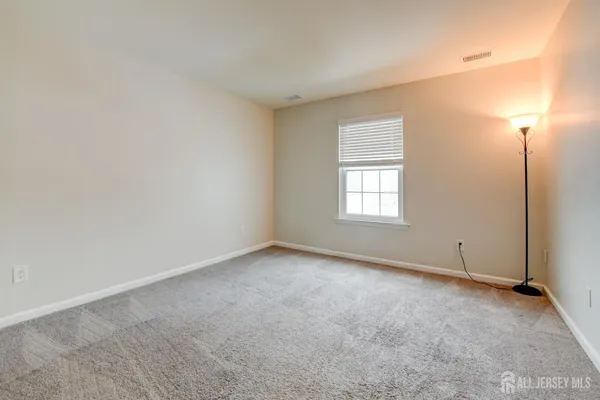 $2,300 | 58 Tanglewood Court, Monmouth Junction, NJ 08852