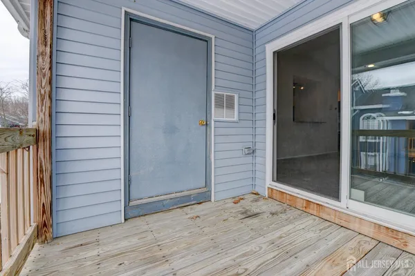 $2,300 | 58 Tanglewood Court, Monmouth Junction, NJ 08852