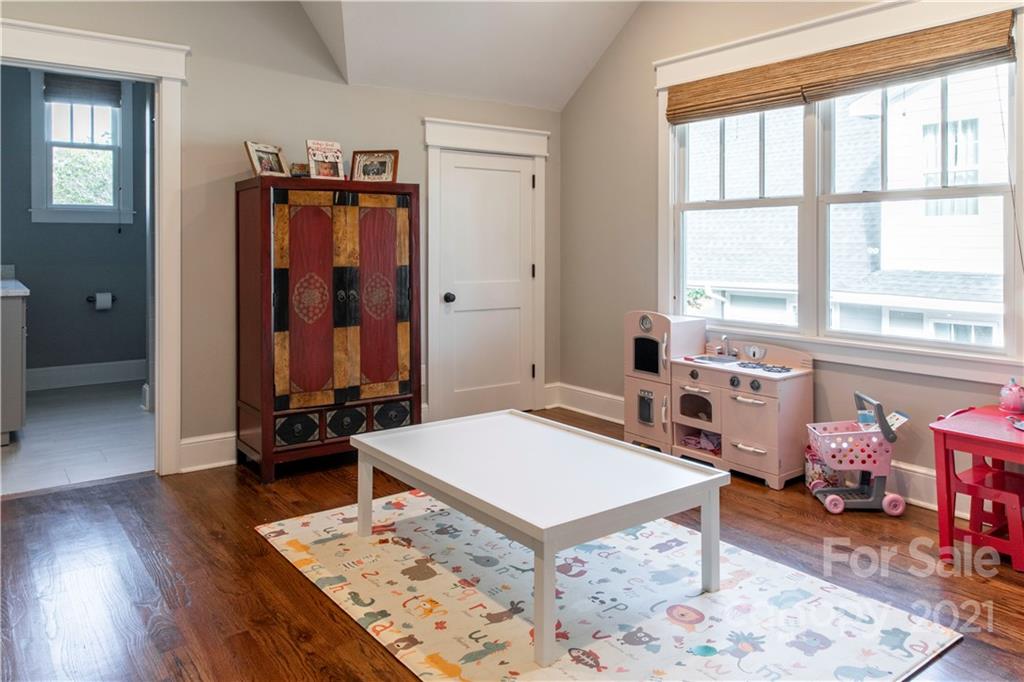 1704 Truman Road Charlotte, NC 28205 - Photo 14 of 21 Gallery Image 14