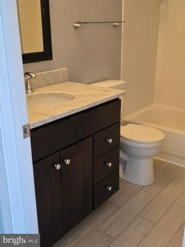 $509,900 | 14100 Autumn Circle, Centreville, VA 20121