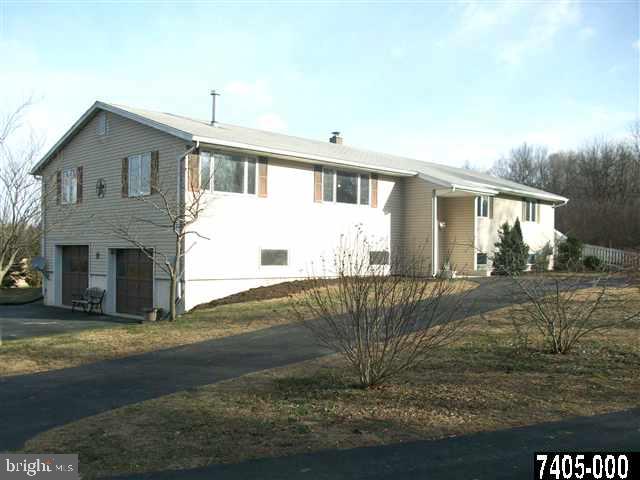 2063 Locust Road Spring Grove, PA 17362 - Photo 2 of 13