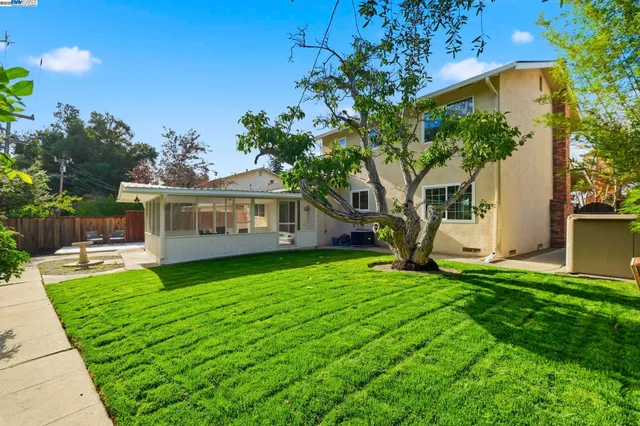 $2,399,000 | 42293 Camino Santa Barbara, Fremont, CA 94539