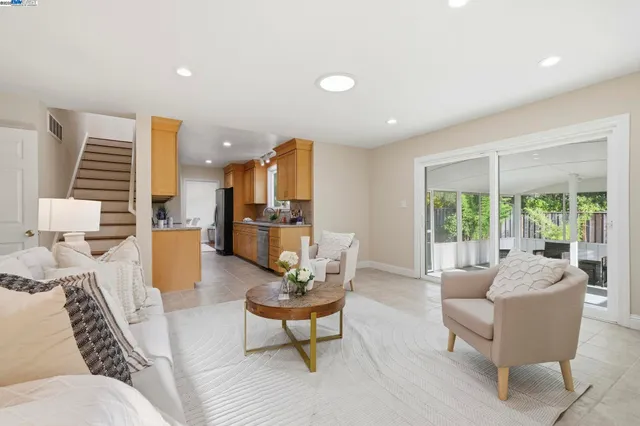 $2,399,000 | 42293 Camino Santa Barbara, Fremont, CA 94539