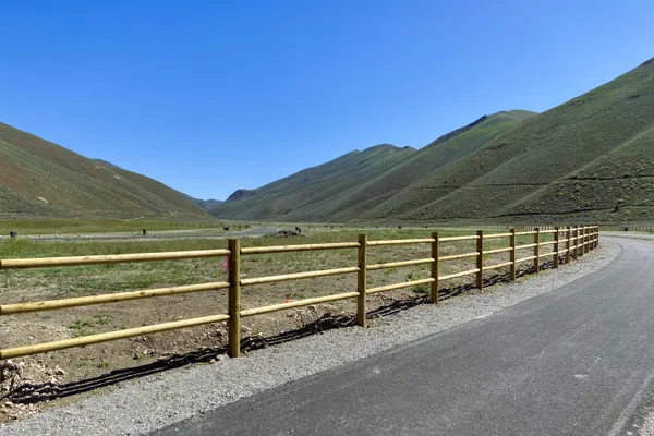 $1,095,000 | Rosewood Drive, Bellevue, ID 83313