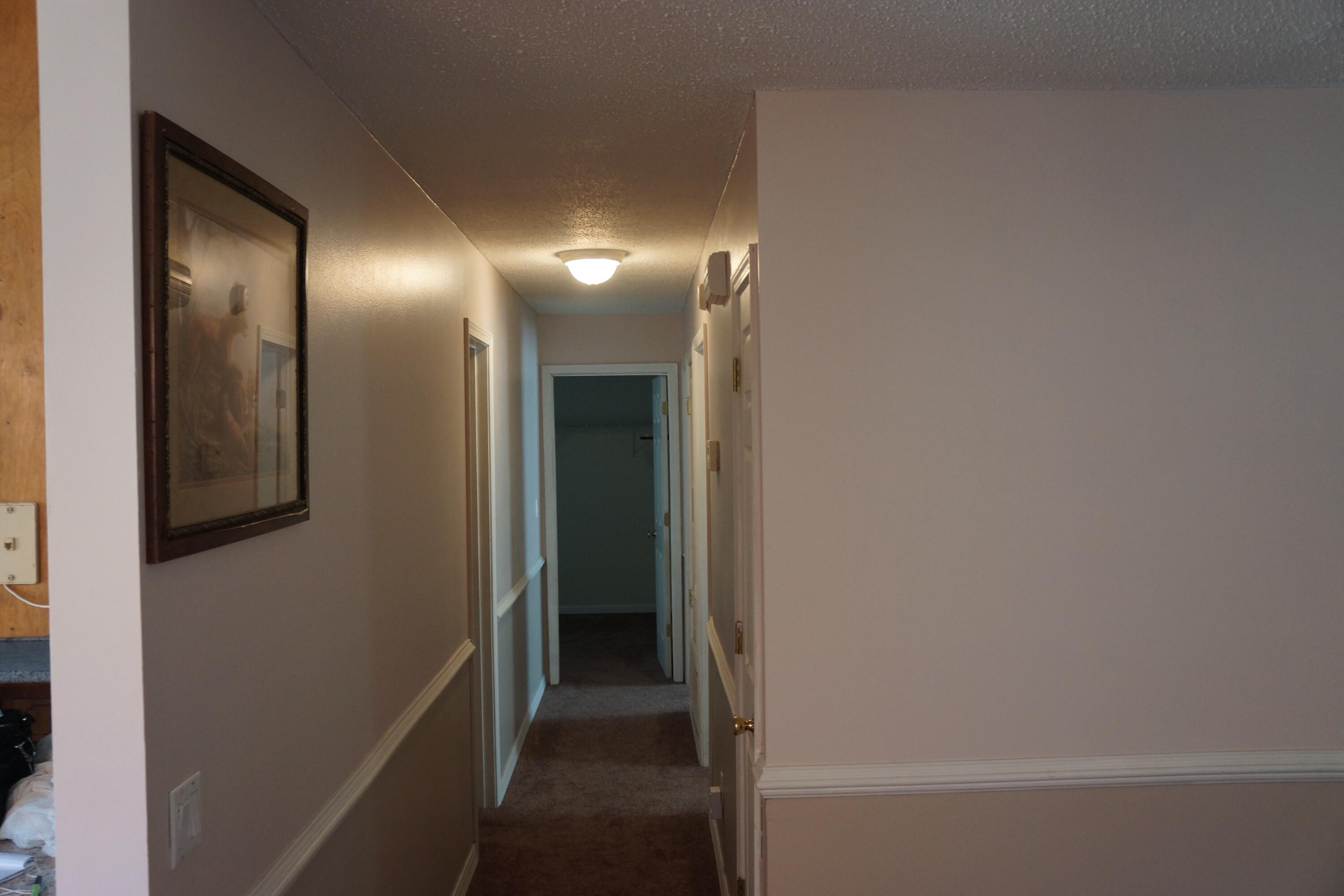 3031 Sandy Lane Crestview, FL 32536 - Photo 6 of 27 a view of hallway with shower