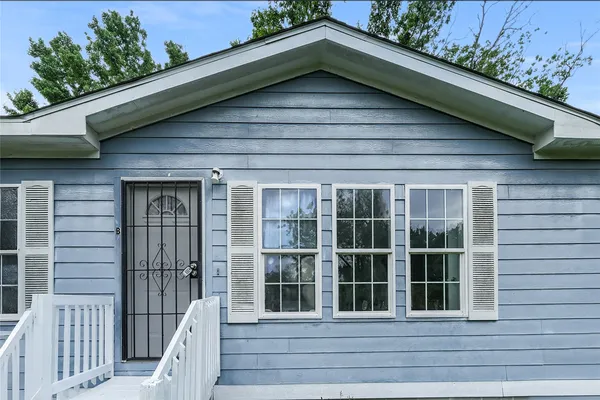 $1,250 | 829 Marjorie Street, Unit B, Houston, TX 77088